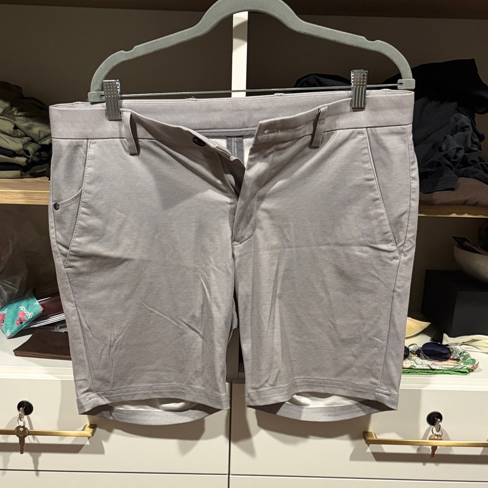 Robert Barakett Gray Men's Shorts